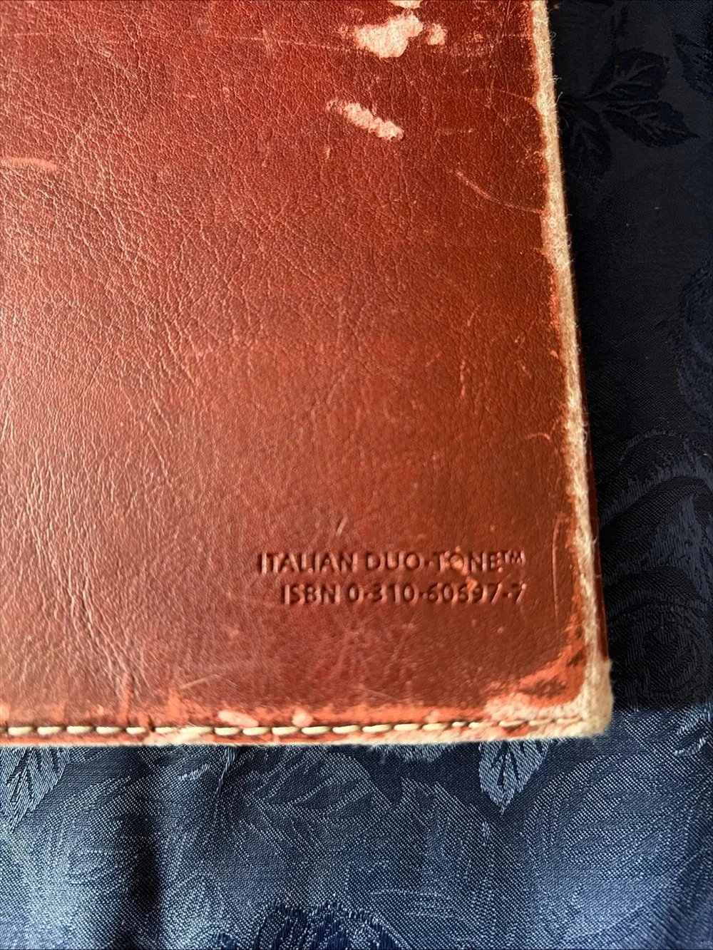 New International Version-Holy Bible Leather Bound-Zondervan-ISBN 0310606977